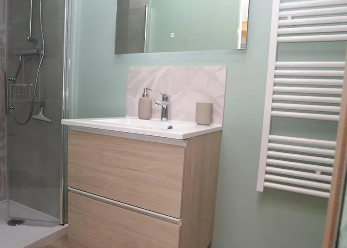 アパート Le Gary Cosy, Climatise, Centre ディジョン